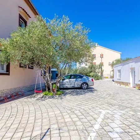 Apartment Durdica F