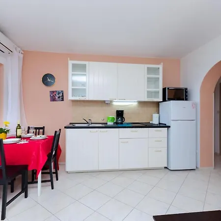 Durdica F Apartment