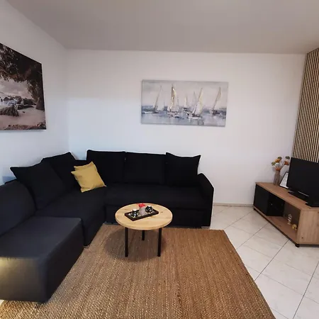 Durdica F Apartment *